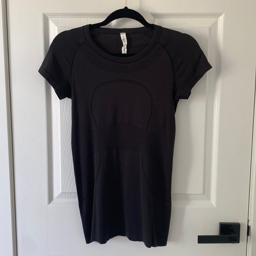 Lululemon Swiftly Tech Short Sleeve Shirt